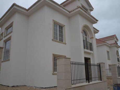 7 otaqlı həyət evi/bağ evi - Sea Breeze q. - 440 m²