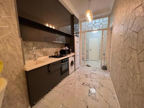 Elan №6291545 - Bakı, Nəriman Nərimanov m., 2 otaqlı, 70 m², 16/16 mərtəbə