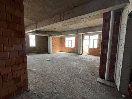 4 otaqlı yeni tikili - Elmlər Akademiyası m. - 168 m²
