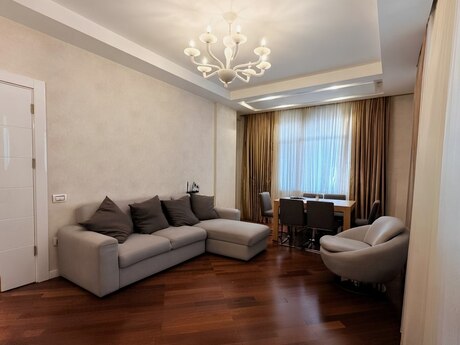2-room apartment, 82 m², Gənclik: 325 000 ₼ 2
