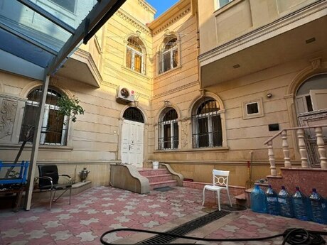 6 otaqlı həyət evi, 320 m², İnşaatçılar: 450 000 ₼ 4