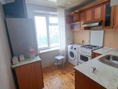 1 otaqlı köhnə tikili - 20 Yanvar m. - 55 m²
