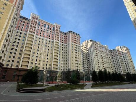 4 otaqlı mənzil, 165 m², Renessans Palace: 895 000 ₼ 2