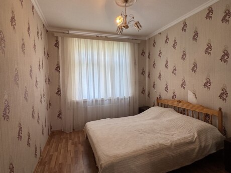 3 otaqlı köhnə tikili - Memar Əcəmi m. - 90 m²