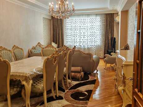 3-комн. · 159 m² · 7/14 этаж, Gənclik