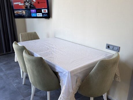 3-room apartment for rent, 120 m², 20 Yanvar: 80 ₼/mo 4