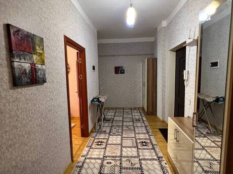 2-room apartment for rent, 72 m², Nəriman Nərimanov: 900 ₼/mo 4