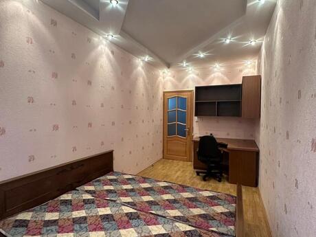 Memar Əcəmidə 3 otaqlı köhnə tikili mənzil satılır, 85 m², 145 000 AZN, şəkil 2 / 12