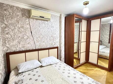 Elan №6292532 - Bakı, Yasamal q., 2 otaqlı, 60 m², 3/5 mərtəbə
