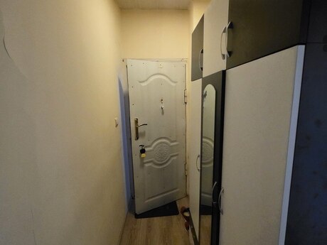 Elan №6292562 - Bakı, 9-cu mikrorayon q., 1 otaqlı, 40 m², 3/9 mərtəbə