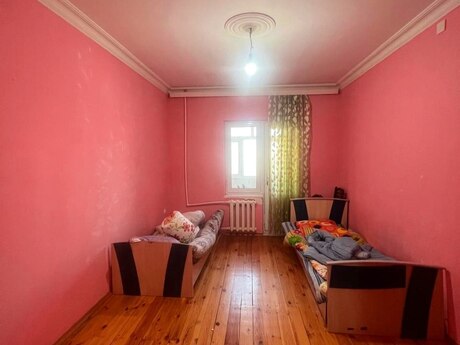 3 otaqlı köhnə tikili - Əhmədli m. - 80 m²