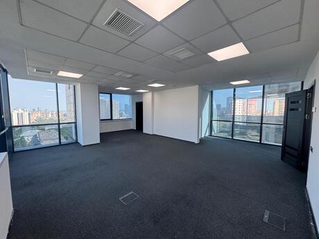 Elan №6292624 - Bakı, 8 Noyabr m., 13 otaqlı, 600 m²