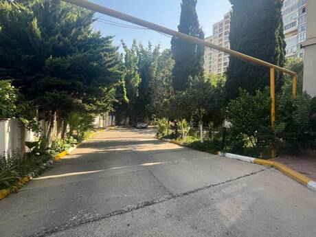 3-room apartment, 130 m², Nizami: 400 000 ₼ 4