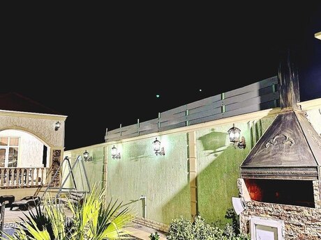 4 otaqlı həyət evi/bağ evi - Mərdəkan q. - 200 m²