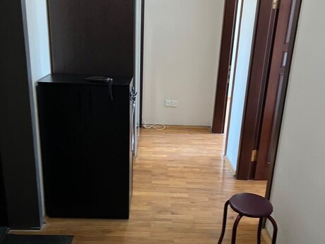 2 otaqlı yeni tikili - 8 Noyabr m. - 83 m²