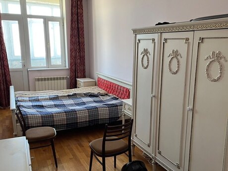 2 otaqlı yeni tikili - 8 Noyabr m. - 83 m²