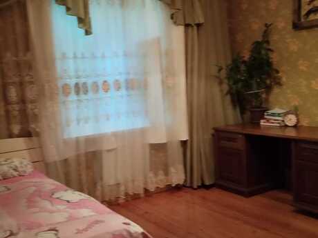 3 otaqlı həyət evi/bağ evi - Müşfiqabad q. - 120 m²