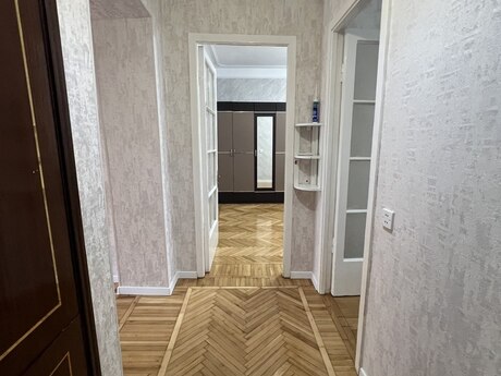 3-комн. вторичка - м. Кара Караев - 80 м²