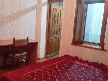 7 otaqlı həyət evi/bağ evi - Əhmədli m. - 120 m²