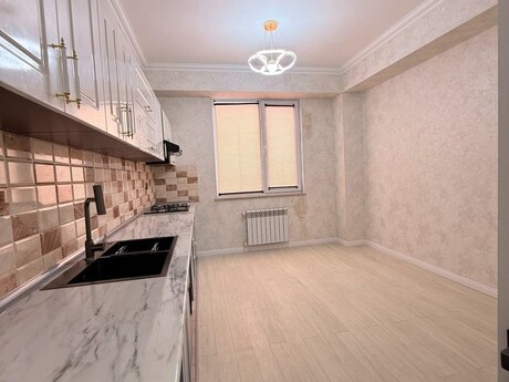 3-room apartment, 110 m², 20 Yanvar: 283 000 ₼ 5