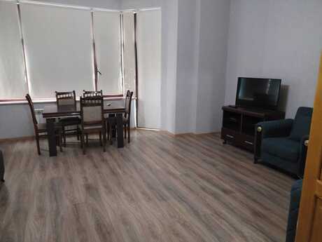 Kirayə 4 otaqlı mənzil, 180 m², Sahil: 2 500 ₼/ay 2