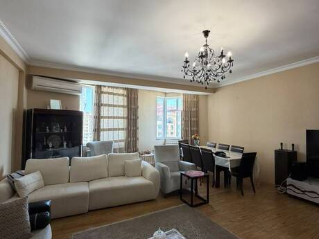 4 otaqlı mənzil, 160 m², 28 May: 370 000 ₼ 3