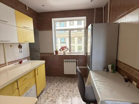 Elan №6293130 - Bakı, Elmlər Akademiyası m., 4 otaqlı, 95 m², 4/9 mərtəbə