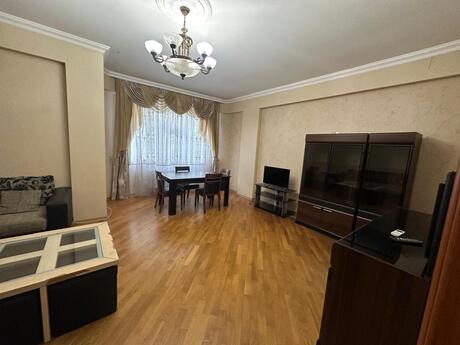 Elan №6290387 - Bakı, İnşaatçılar m., 3 otaqlı, 130 m², 5/17 mərtəbə