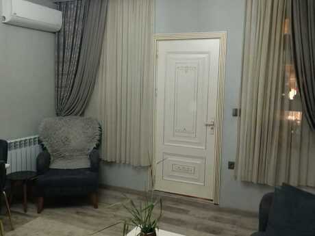 7 otaqlı həyət evi, 130 m², Nəsimi: 222 000 ₼ 3