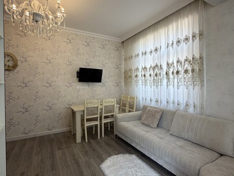 2 otaqlı mənzil, 47 m², Bakıxanov: 162 000 ₼ 5