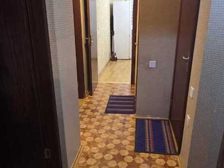 Elan №6293559 - Bakı, Sahil m., 3 otaqlı, 70 m², 3/5 mərtəbə