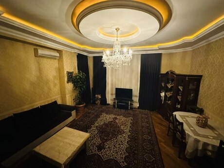 Elan №6293578 - Bakı, Elmlər Akademiyası m., 3 otaqlı, 102 m², 11/17 mərtəbə