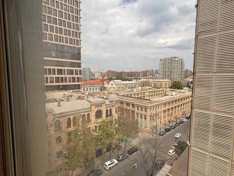 3 otaqlı mənzil, 70 m², 28 May: 280 000 ₼ 2