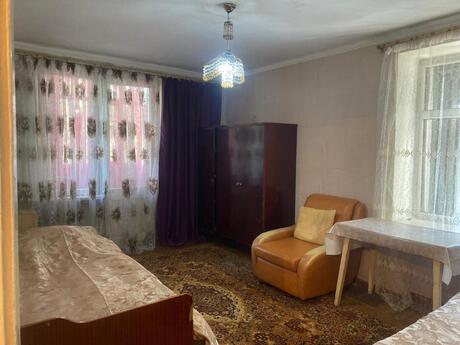 4-room apartment, 100 m², 8-ci mikrorayon: 280 000 ₼ 3