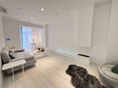 Elan №4628226 - Bakı, Şah İsmayıl Xətai m., 2 otaqlı, 70 m², 6/21 mərtəbə