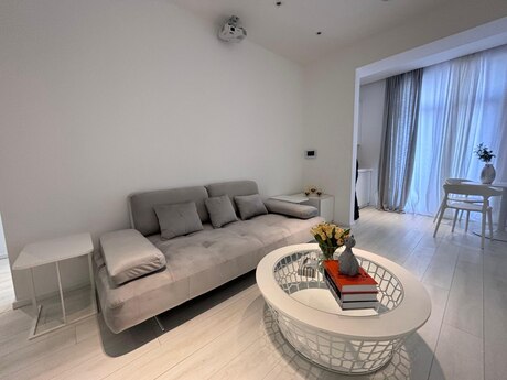2 otaqlı yeni tikili - Şah İsmayıl Xətai m. - 70 m²