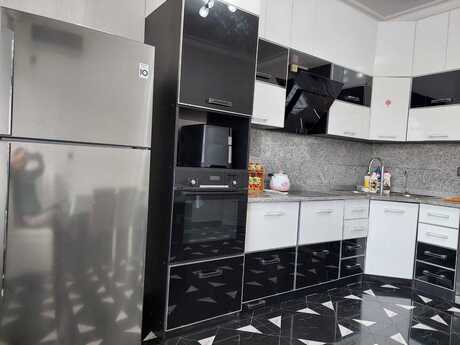 Elan №6294010 - Bakı, 28 May m., 3 otaqlı, 130 m², 17/20 mərtəbə