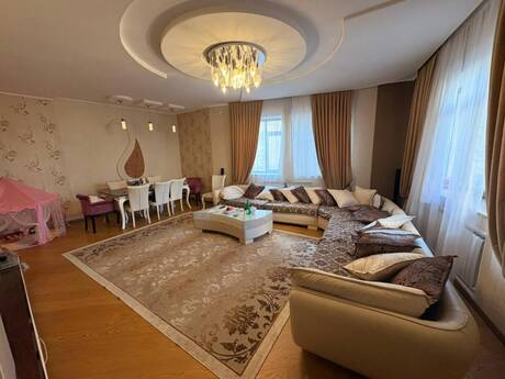 Объявление №6294002 - Баку, м. Ичеришехер, 4-комн., 170 м², 5/20 этаж