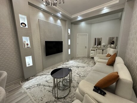 3 otaqlı yeni tikili - Gənclik m. - 107 m²