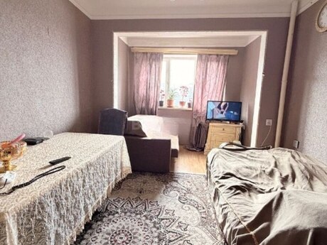 3 otaqlı köhnə tikili - Bakıxanov q. - 80 m²