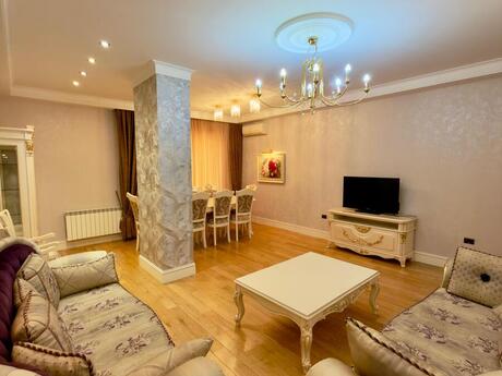 4 rooms · 175 m² · floor 8/15, Sahil