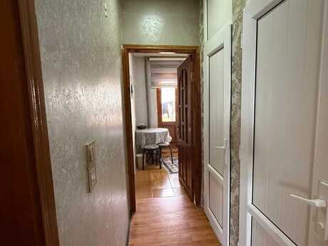 3 otaqlı köhnə tikili - Həzi Aslanov m. - 65 m²