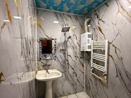 2 otaqlı həyət evi/bağ evi - Əhmədli m. - 60 m²