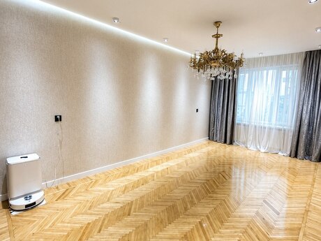 3 otaqlı köhnə tikili - İnşaatçılar m. - 80 m²