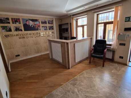 8-комн. офис - м. Азадлыг проспекти - 500 м²
