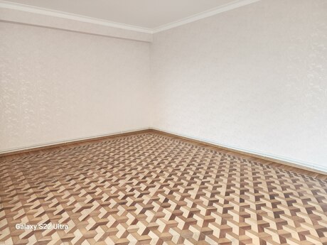 Qara Qarayevdə 2 otaqlı köhnə tikili mənzil satılır, 60 m², 160 000 AZN, şəkil 2 / 12