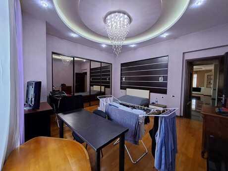 Аренда: 3-комнатная квартира, 164 м², Sahil: 2 100 ₼/мес 4