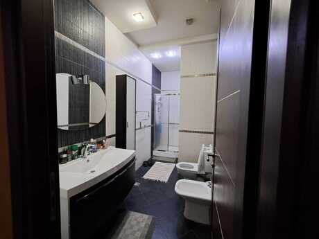 Аренда: 3-комнатная квартира, 164 м², Sahil: 2 100 ₼/мес 5