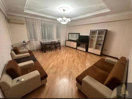 Объявление №6294460 - Баку, м. Шах Исмаил Хатаи, 3-комн., 120 м², 1/10 этаж