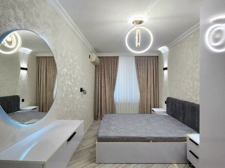 Elan №6294488 - Bakı, Gənclik m., 3 otaqlı, 67 m², 3/5 mərtəbə